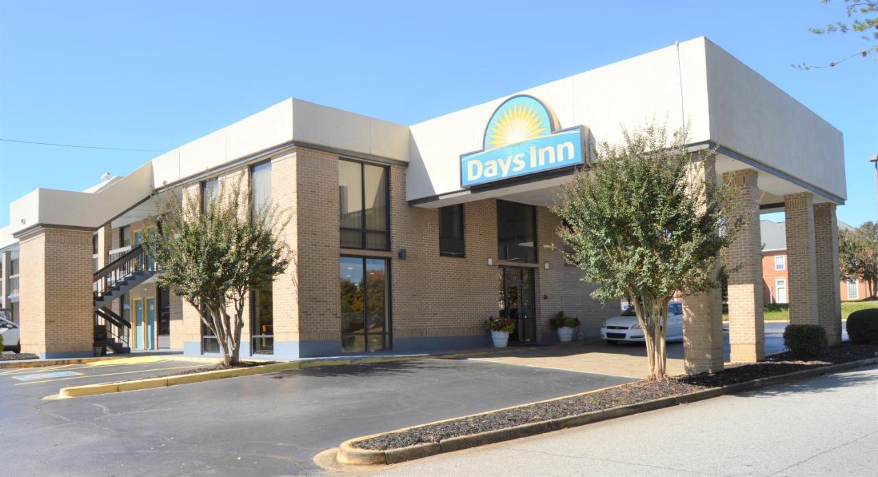 Days Inn By Wyndham Easley West Of Greenville/Clemson Area Kültér fotó