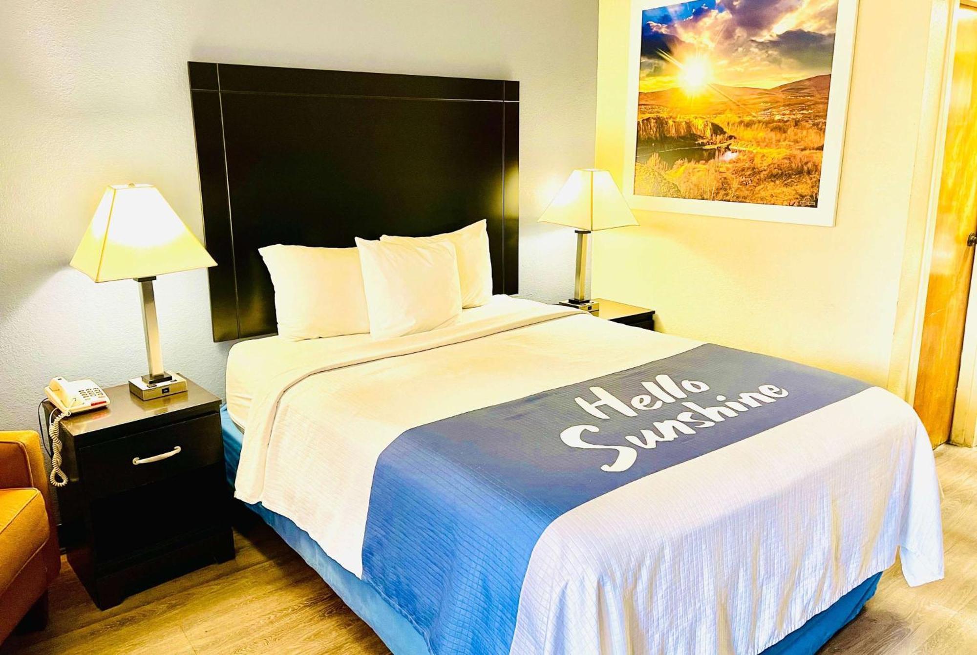 Days Inn By Wyndham Easley West Of Greenville/Clemson Area Kültér fotó